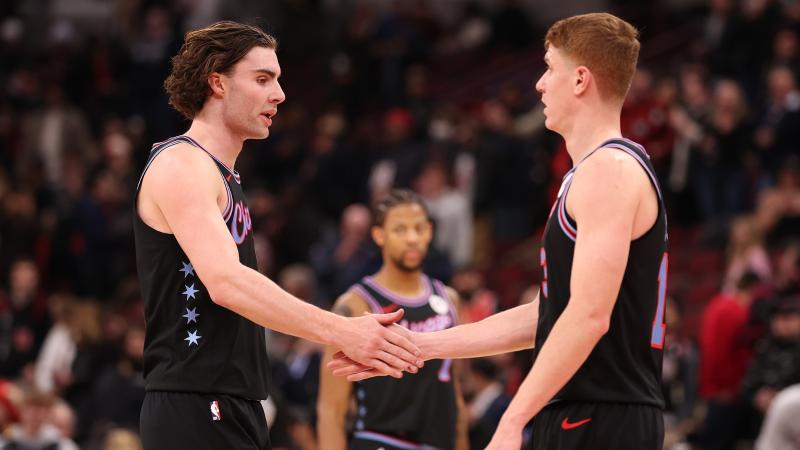 西甲：皇马客场2-2战平比利亚雷亚尔（西甲：皇马客场2-2平比利亚雷亚尔）