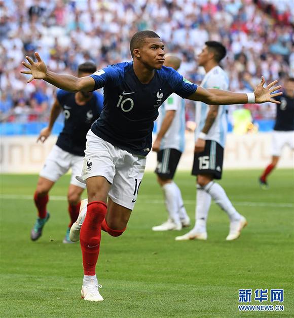 北青：国足最早明年1月在南方集训，30岁以上球员大多将淡出（北青：国足最快明年1月赴南方集训，30岁以上球员将大幅减少入选）