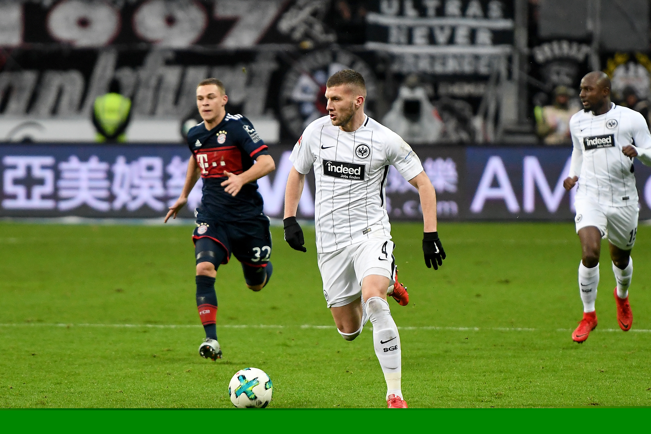 里程碑！戈麦斯迎来红军生涯第250次出场（戈麦斯达成红军生涯250场里程碑）