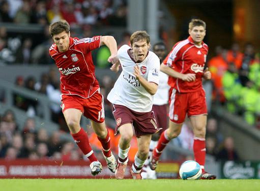 霍安-加西亚：11打11时已经很难了；第二球打断了我们的节奏（霍安-加西亚：即便11打11也不轻松，第二个进球扰乱了我们的节奏）