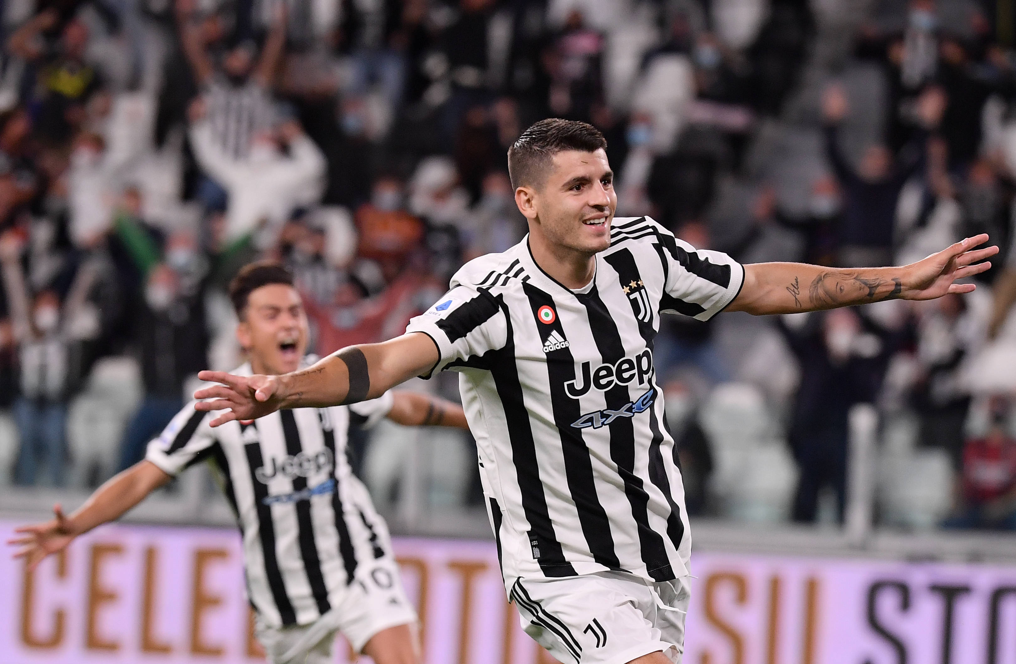 曼联旧将：B费要学会包容队友，而利马是一位天生领袖（前曼联球员：B费应学会包容队友，利马天生具备领袖气质）