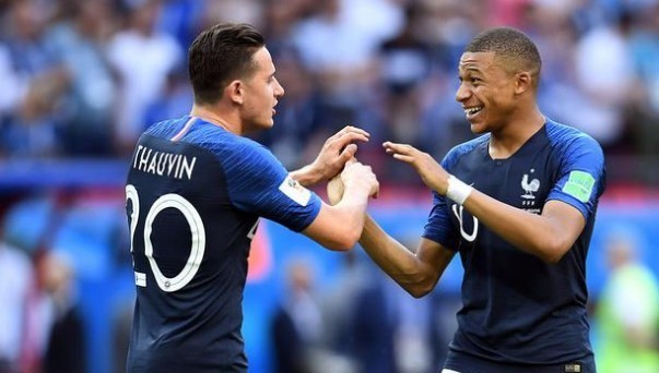 出战4场完成3场零封+两度扑点，迈尼昂当选米兰11月最佳球员（4场比赛3次零封并两度扑出点球，迈尼昂荣膺米兰11月最佳球员）