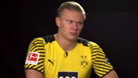 记者：阿根廷全队周四启程前往安哥拉，梅西届时将首发出战