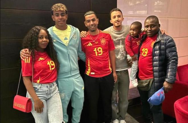 上汽旗下新能源品牌智己汽车赞助中国香港队，赞助费超100万（上汽系新能源品牌智己汽车赞助中国香港队，金额超百万元）