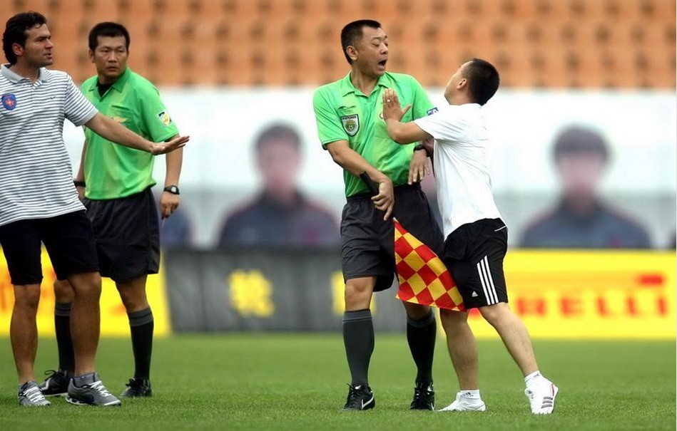 热刺1-1纽卡斯尔联，队长孙兴慜谢幕战，女团助兴【老佳】（热刺1-1战平纽卡，孙兴慜队长谢幕之夜，女团现场助阵【老佳】）